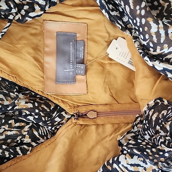 NWT Anthropologie Beautiful Ruffle Lace V neck Dress Size 2 - Picture 13 of 13